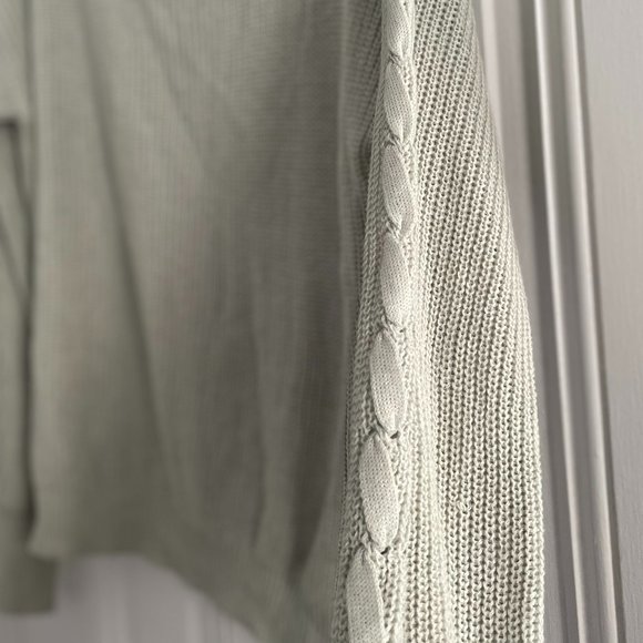 Sweater - Picture 3 of 3